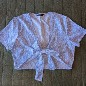 Plunging Self-Tie Ditsy Crop Top - Shein Medium